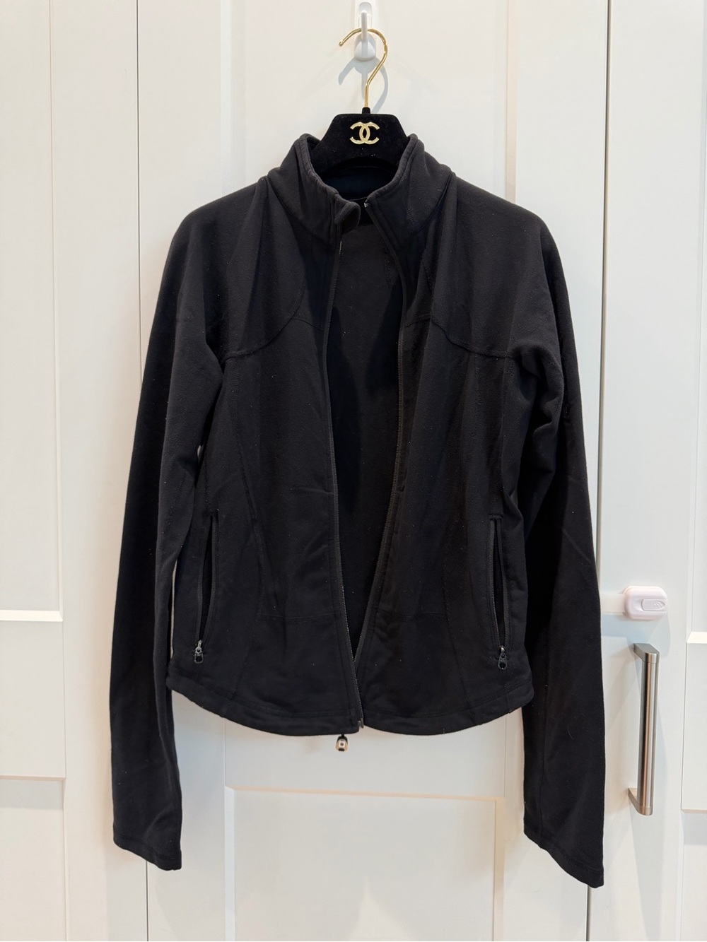 🖤Lululemon Black Zip-Up Jacket | Size 8 - Picture 9 of 10
